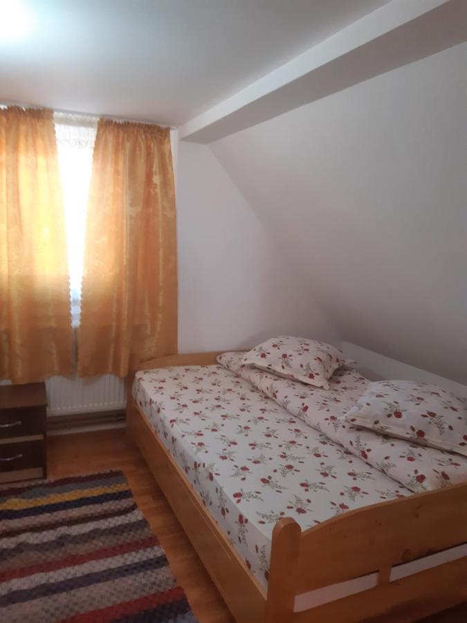 Cabana Gabriela Ґирда-де-Сус Екстер'єр фото